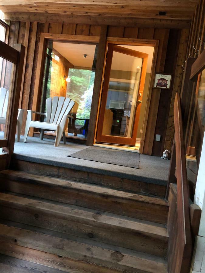 Sea Star Suites Tofino Exterior photo
